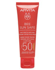 Apivita Protector Antiedad y Antimanchas con color SPF50, 50ml.